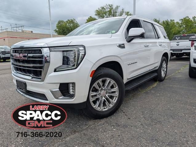 2021 GMC Yukon SLT in White Frost Tricoat — front three-quarter view